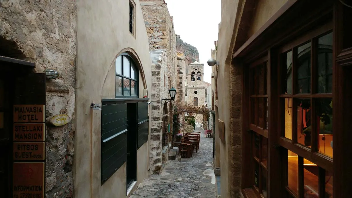 莫奈姆瓦夏：拜占庭威尼斯遗产之旅