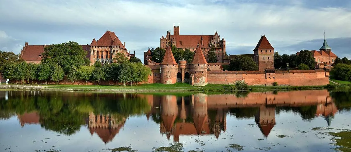 全球六大中世纪古堡巡礼