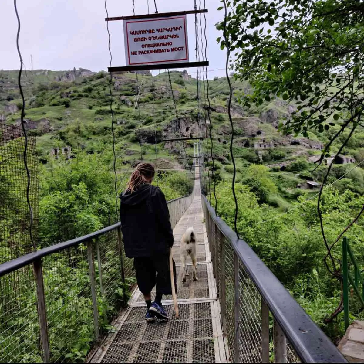 探秘遗忘之地：古欣佐列斯克洞穴世界