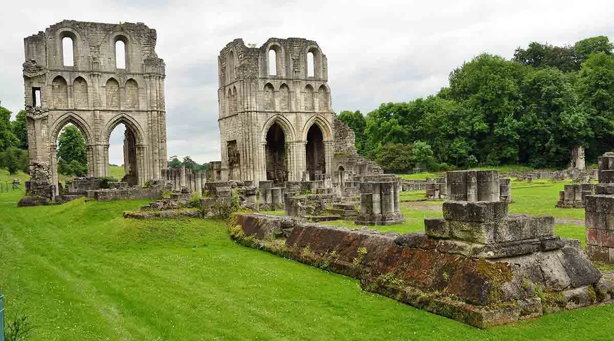 中世纪欧洲四大修道院改革运动