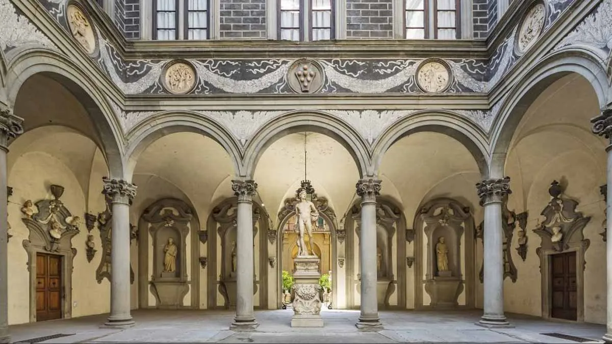 帕齐家族谋反：推翻美第奇家族的阴谋