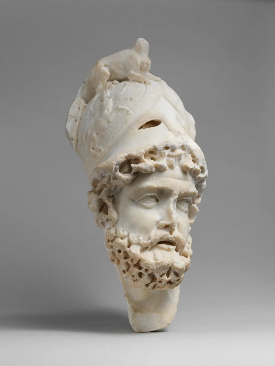 图片6：战神马尔斯头像大理石浮雕