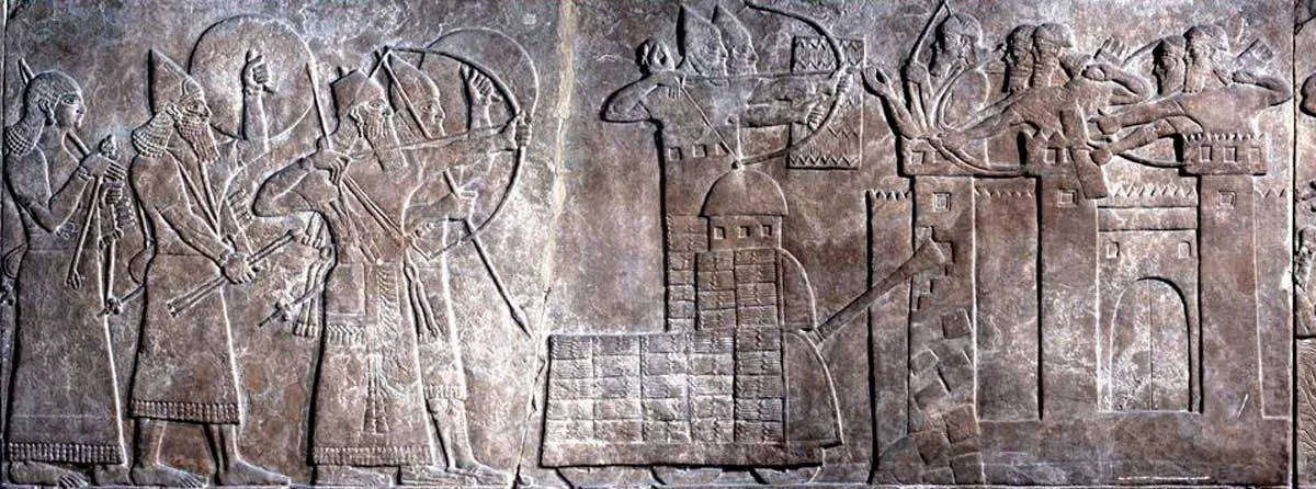 图片6：亚述纳西尔帕二世围城场景