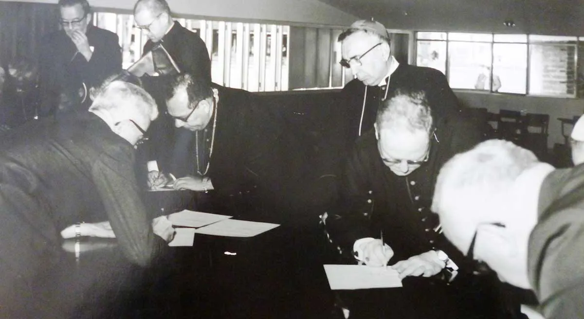 图3：拉丁美洲主教团第二次会议的工作人员