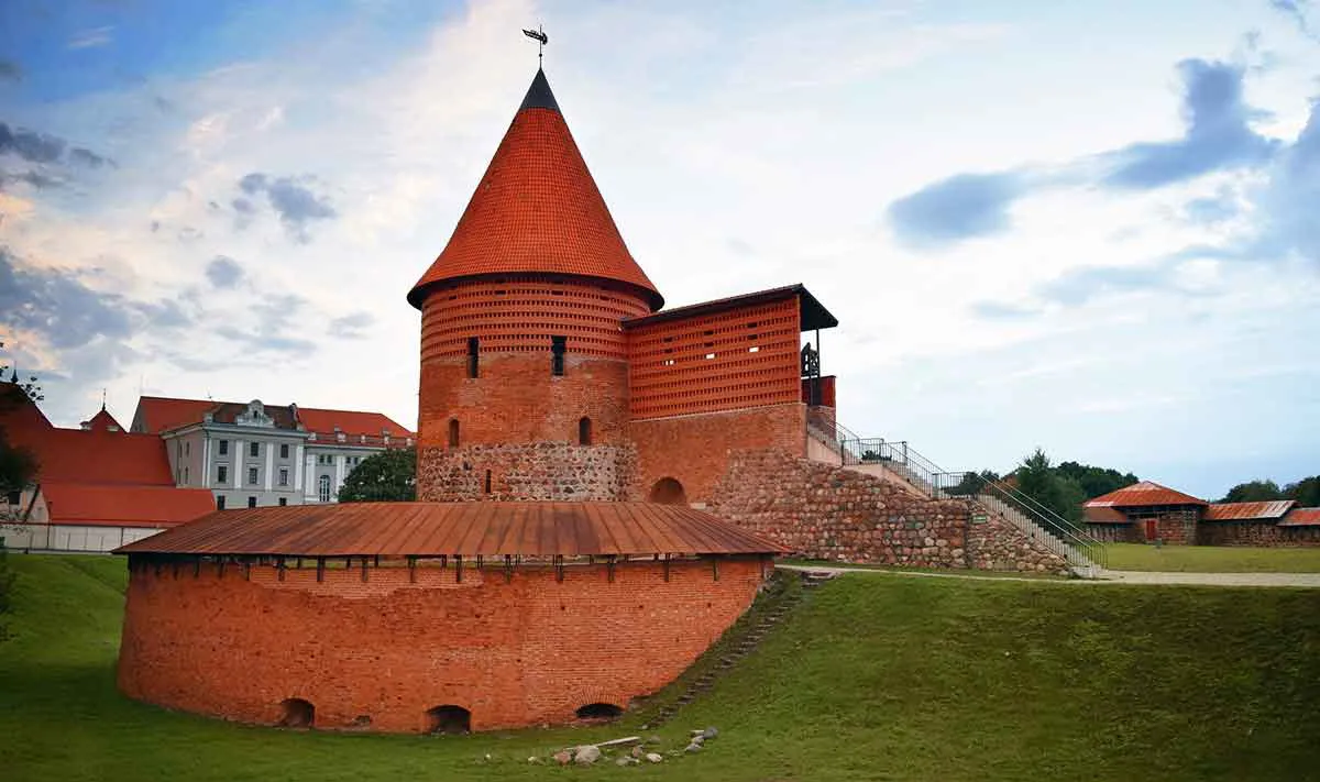 图片5: 考纳斯城堡