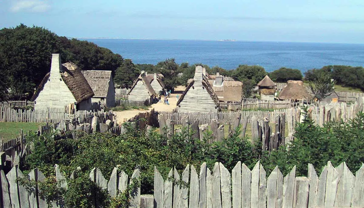 图7:普利茅斯种植园(Plimoth Plantation)的复原景观
