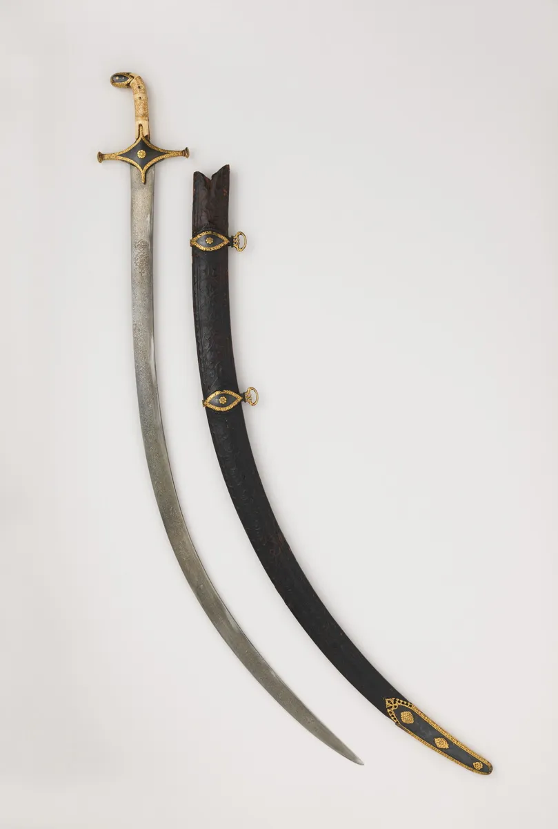 图3:带鞘沙姆希尔刀