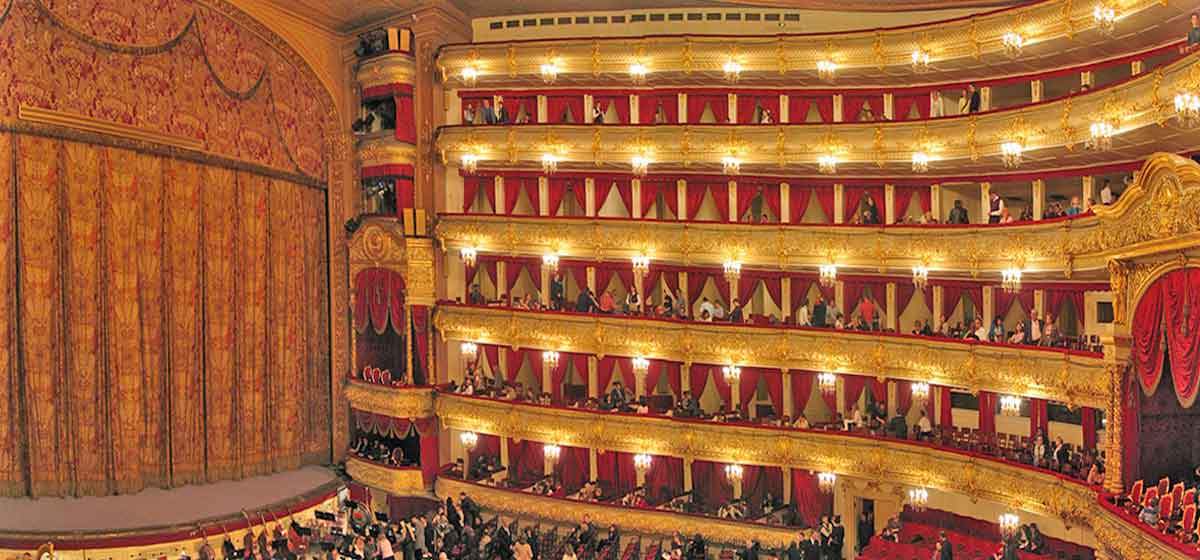 Copy-of-Moscow-Bolshoi-theatre.jpg