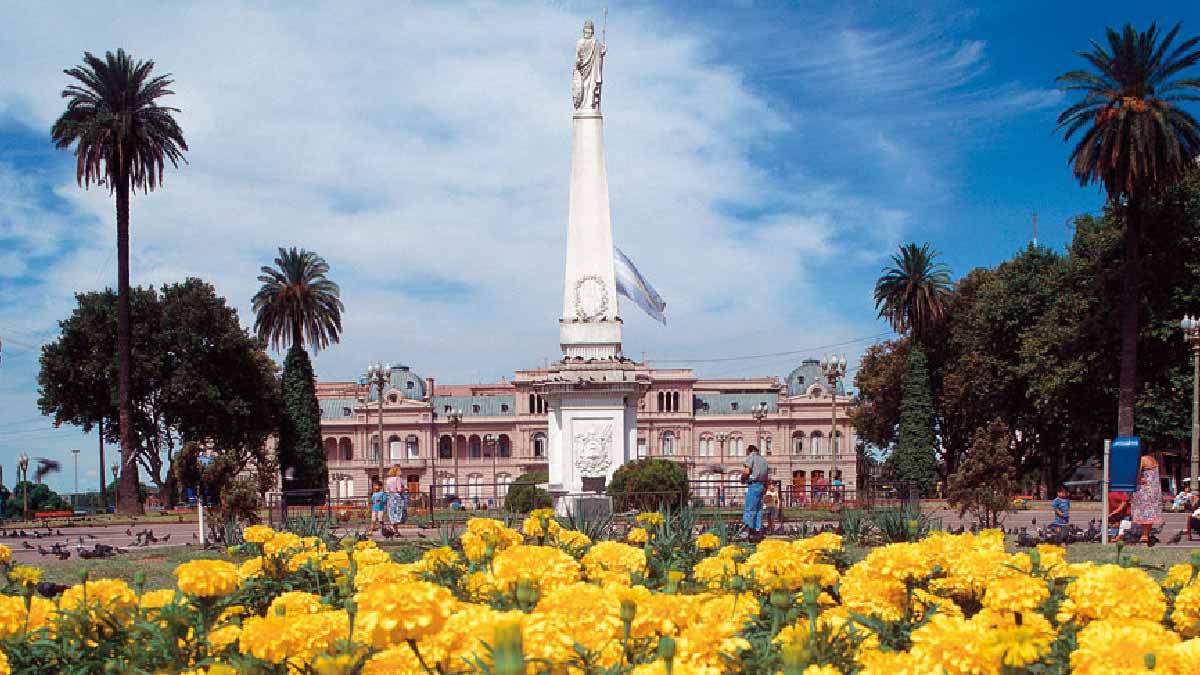 plaza-de-mayo-buenos-aires.jpg