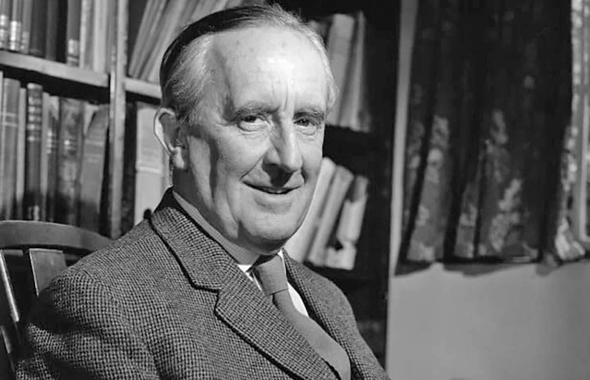 tolkien-chandler-npg.jpg