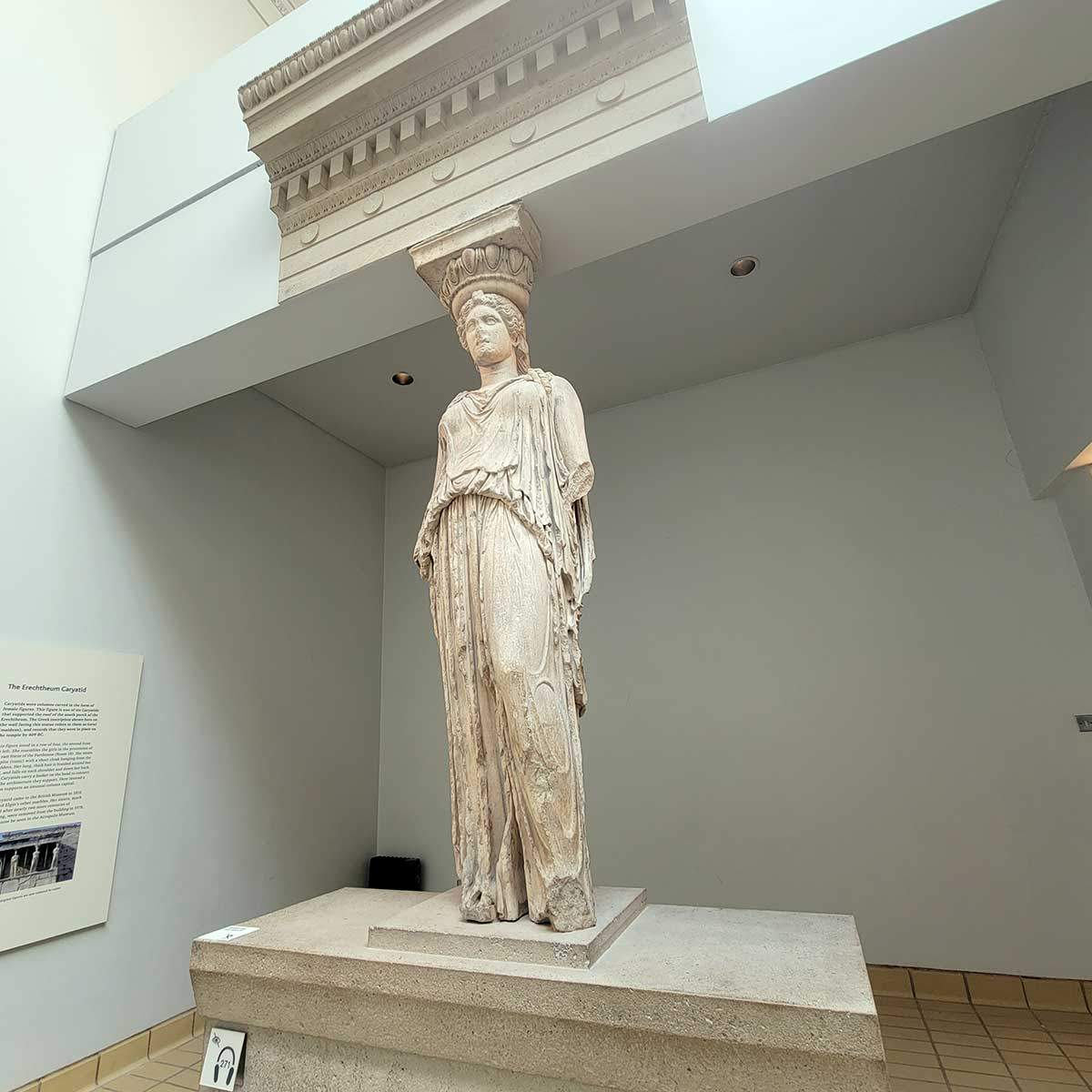 alcamenes-caryatid-british-museum-421-40