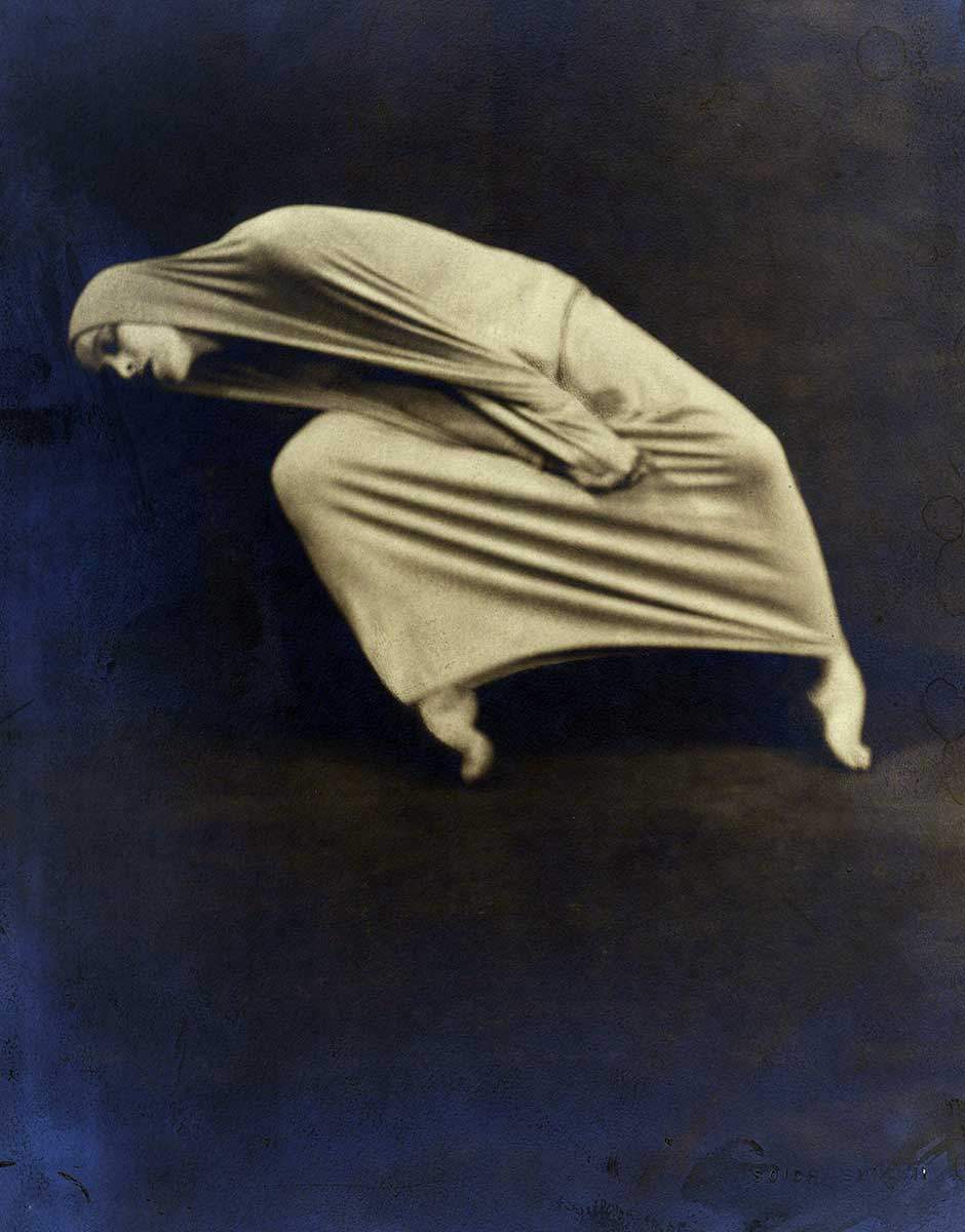 lamentation-martha-graham-cloth-soichi-s