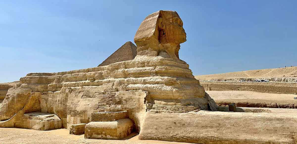 sphinx-cairo-giza.jpg